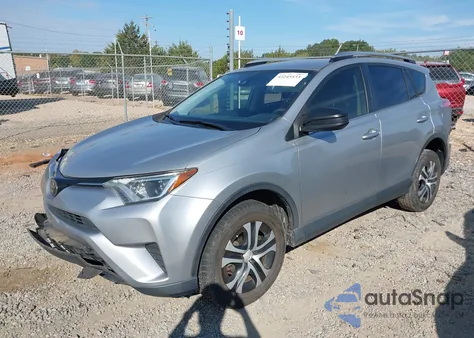 2018 Toyota Rav4 Le z USA, uszkodzony, nr VIN JTMZFREV8JJ173386
